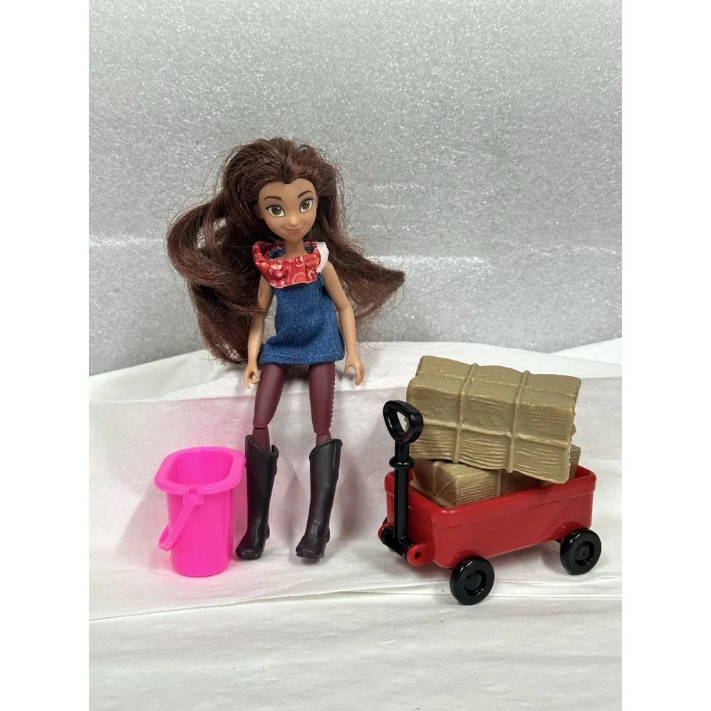 Lucky Spirit Doll Wagon Hay Bucket Figurine Play Toy Figure‎
